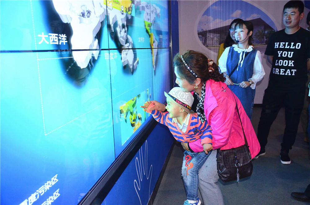马来西亚馆海洋科普馆获评“全国海洋意识教育基地” 马来西亚馆海洋科普馆获评“全国海洋意识教育基地”