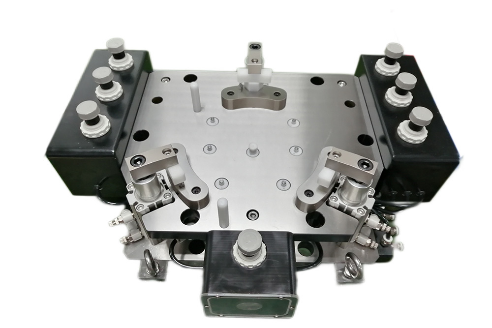 Adjustable pressure pneumatic jigs