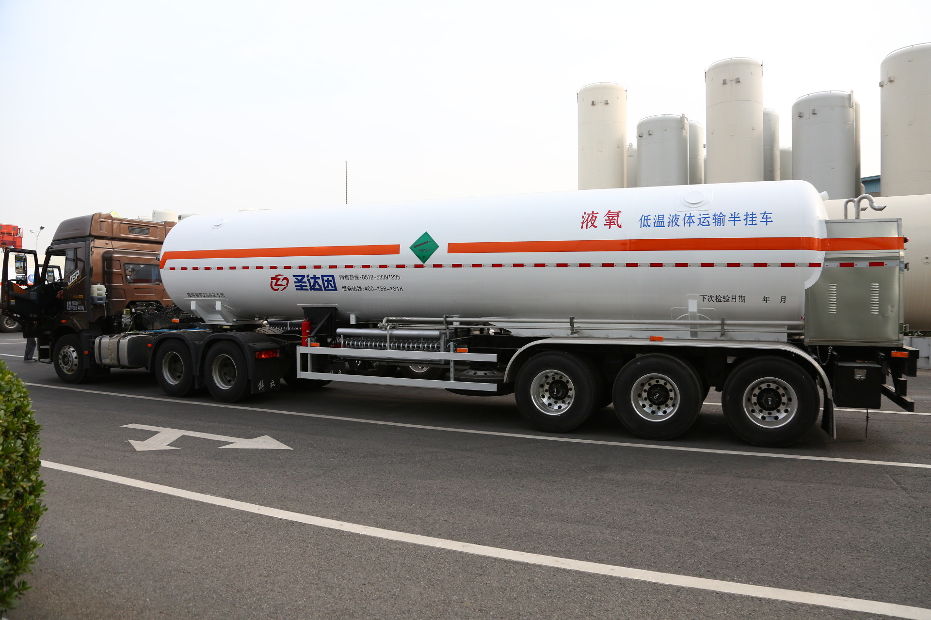 液氧、液氮、液氬、乙烯運輸車