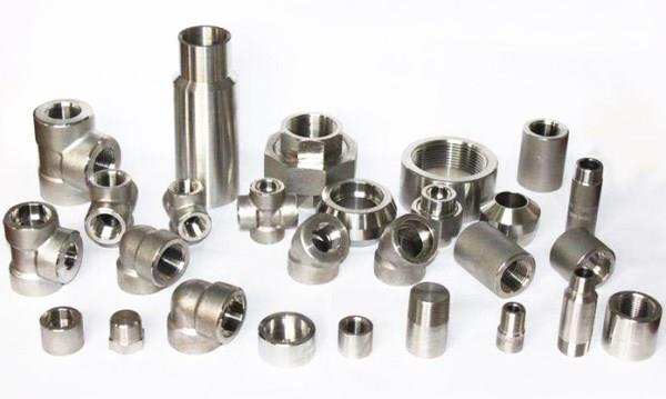 stainless steel pipe fittings.jpg