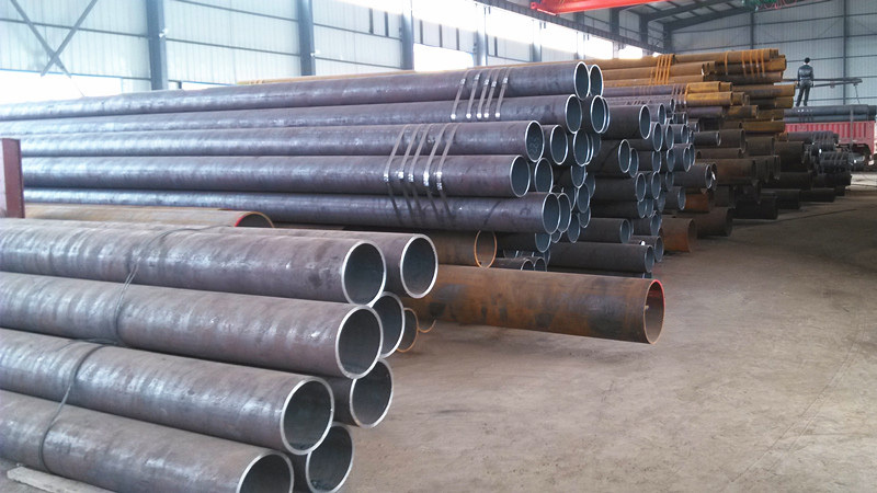 Low price seamless steel pipe in stock