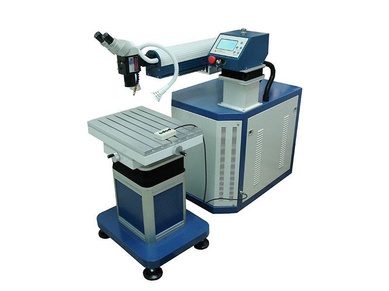 Laser welding machine