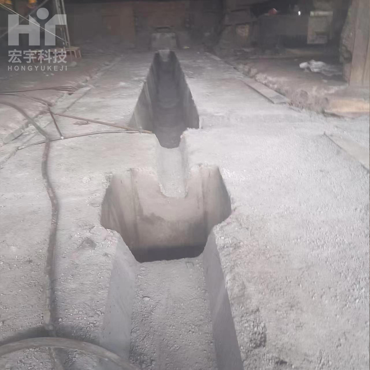 遼寧某鋼廠渣鐵溝施工項目