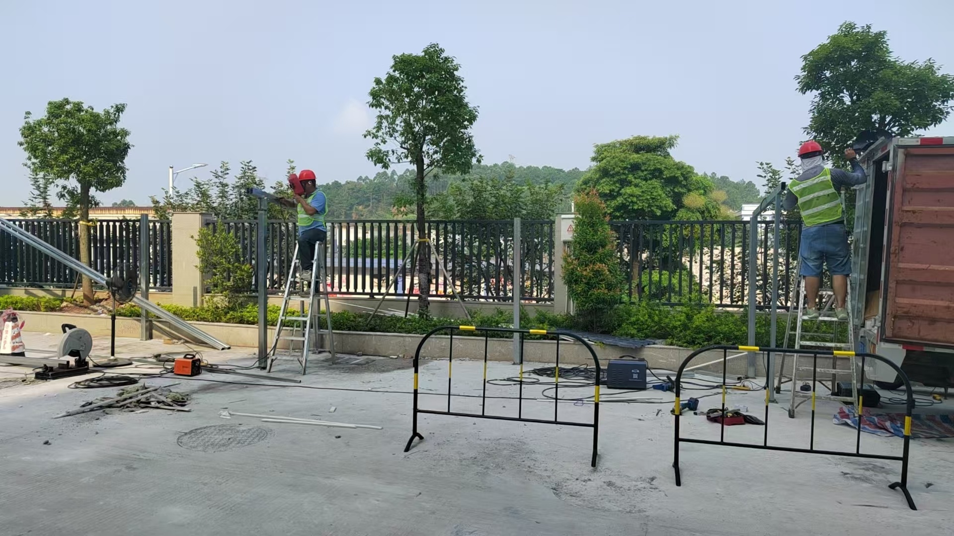 广东清远某小区安装充电站实例，看看如何提供一站式服务