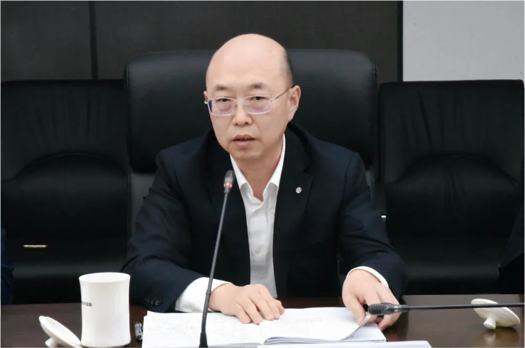 周育先一行到中材國際調研