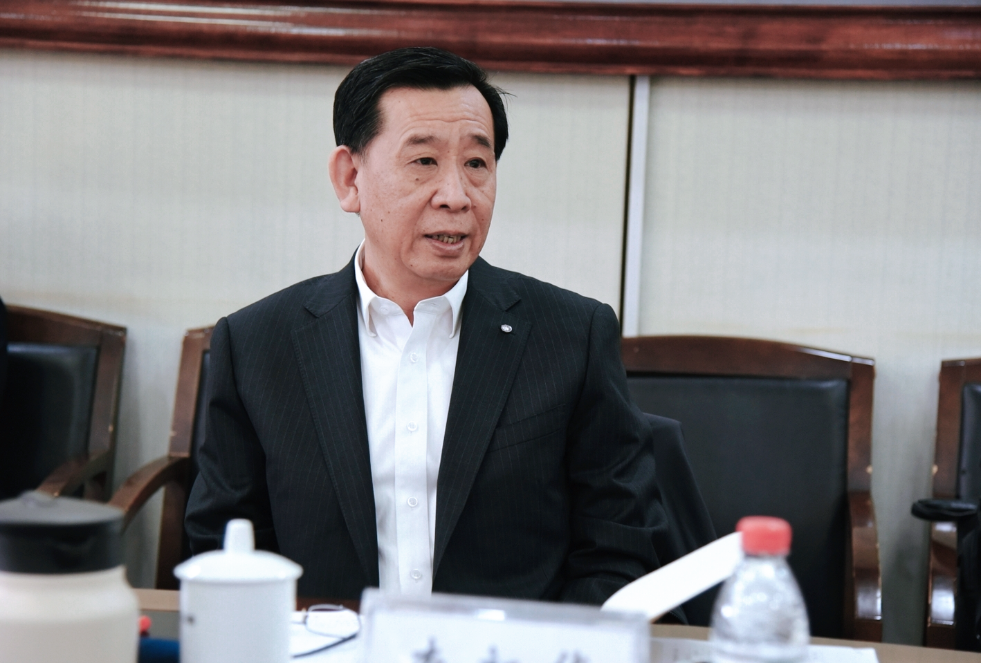 李新華調研中國建材總院