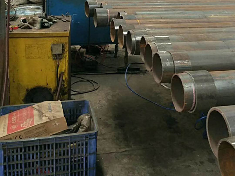 Interface core pulling tube