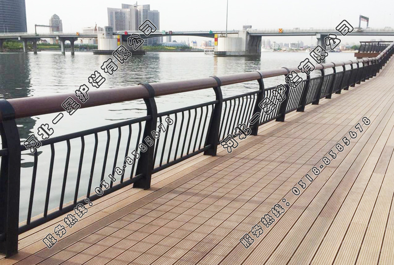 塑木不銹鋼復合管組合式橋梁河道護欄