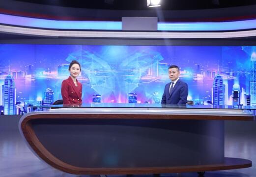 “湖北梦想工厂建筑设计“董事长郭天发做客《崛起中国》栏目