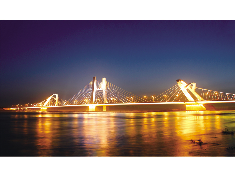 Hanzhong Longgang Bridge (won 2015 State Quality Awards)