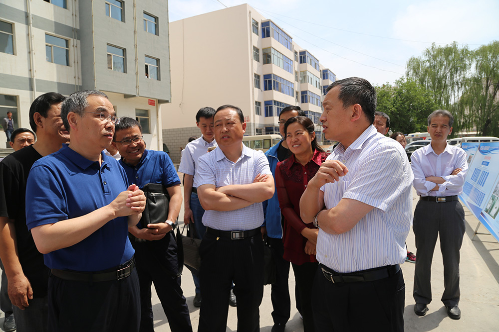 省人大常委会副主任卫小春来医疗集团调研医改工作进展