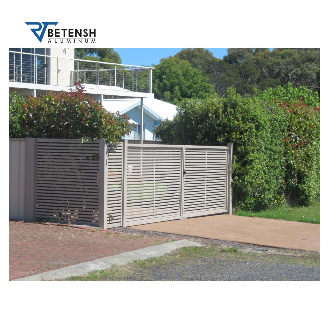 Custom Logo Residential Easy to Install Driveway Gates Aluminum