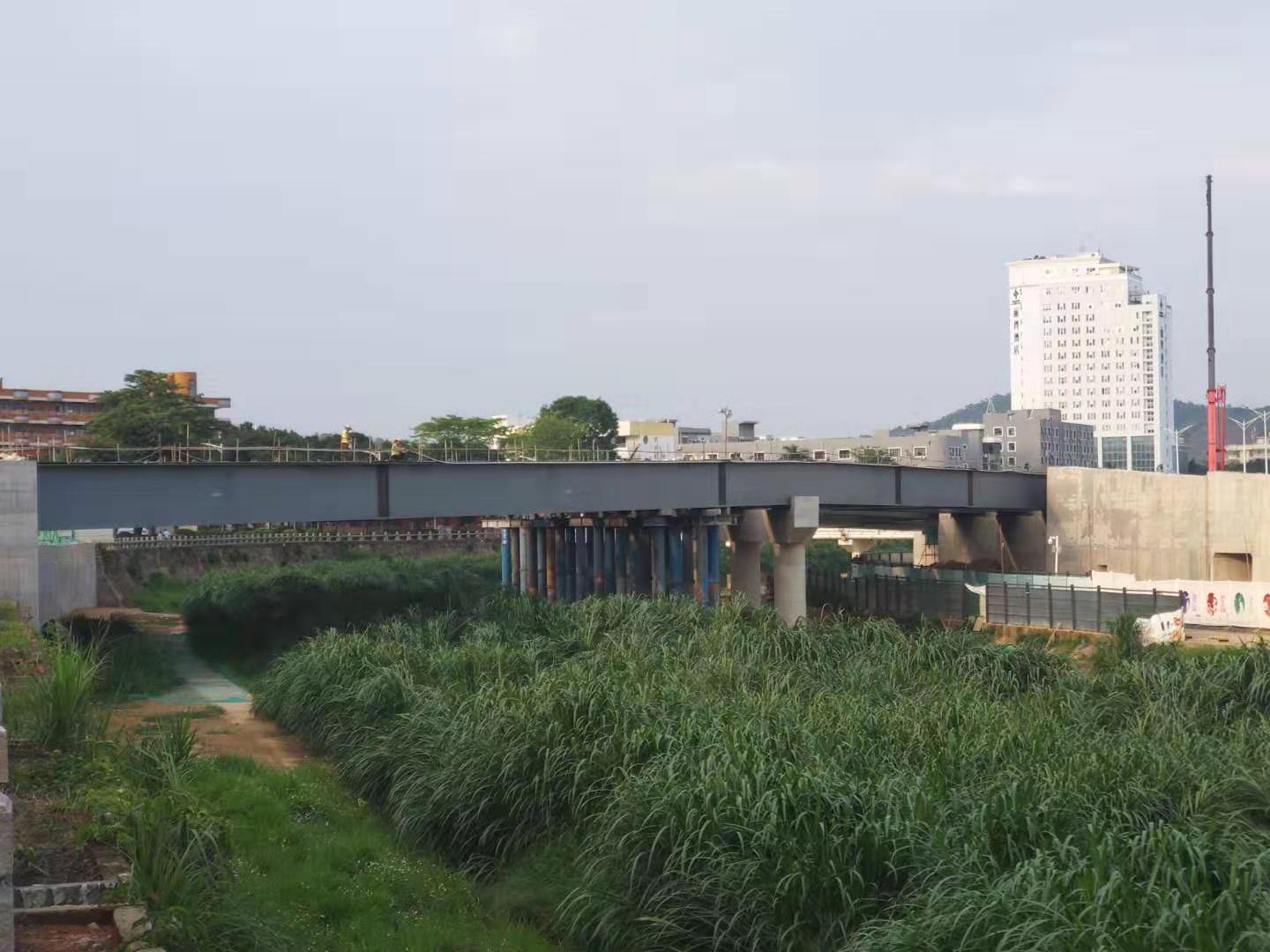深圳市龍崗河大橋