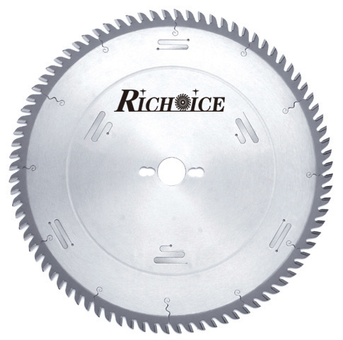 Professional quality level circular saw blade for Plywood