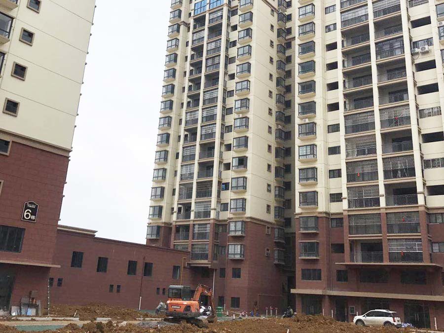 广西黎塘镇幸福嘉园外墙涂料工程