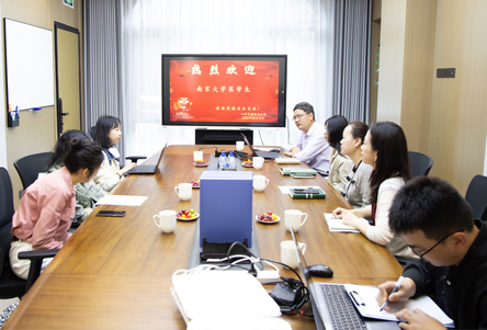 醫(yī)療創(chuàng)新一線(xiàn)行，校企聯(lián)動(dòng)謀共贏(yíng)
