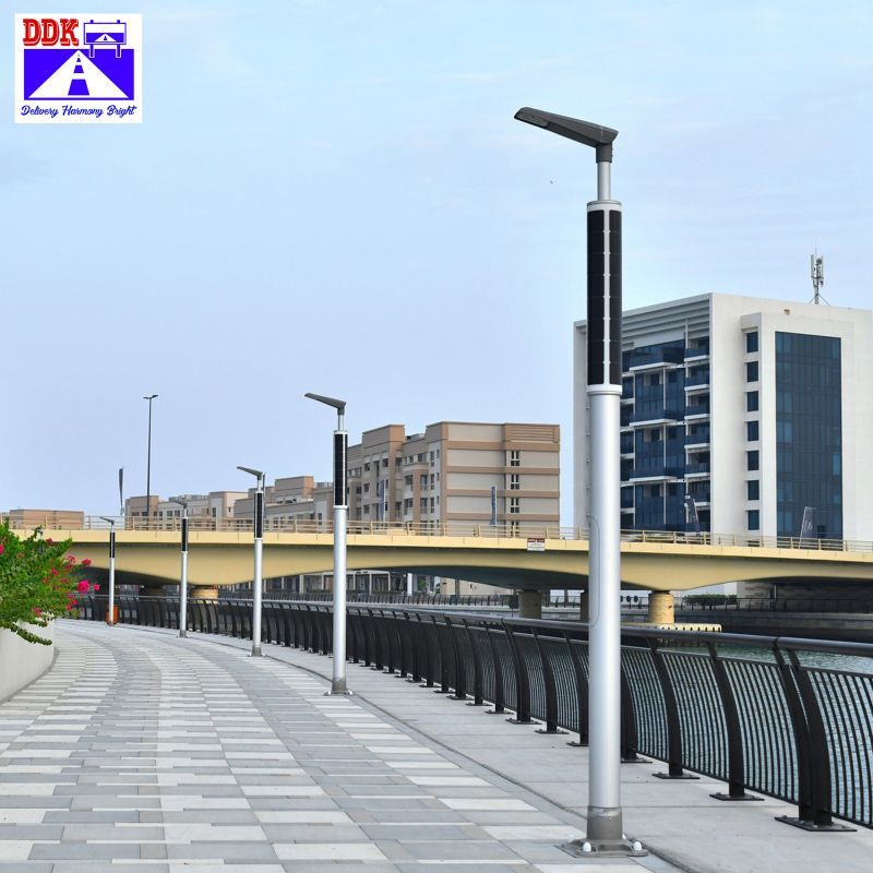 60W-120W LED Vertical Solar street pole with solar cylindrical PoleDDK-SSPL-20213