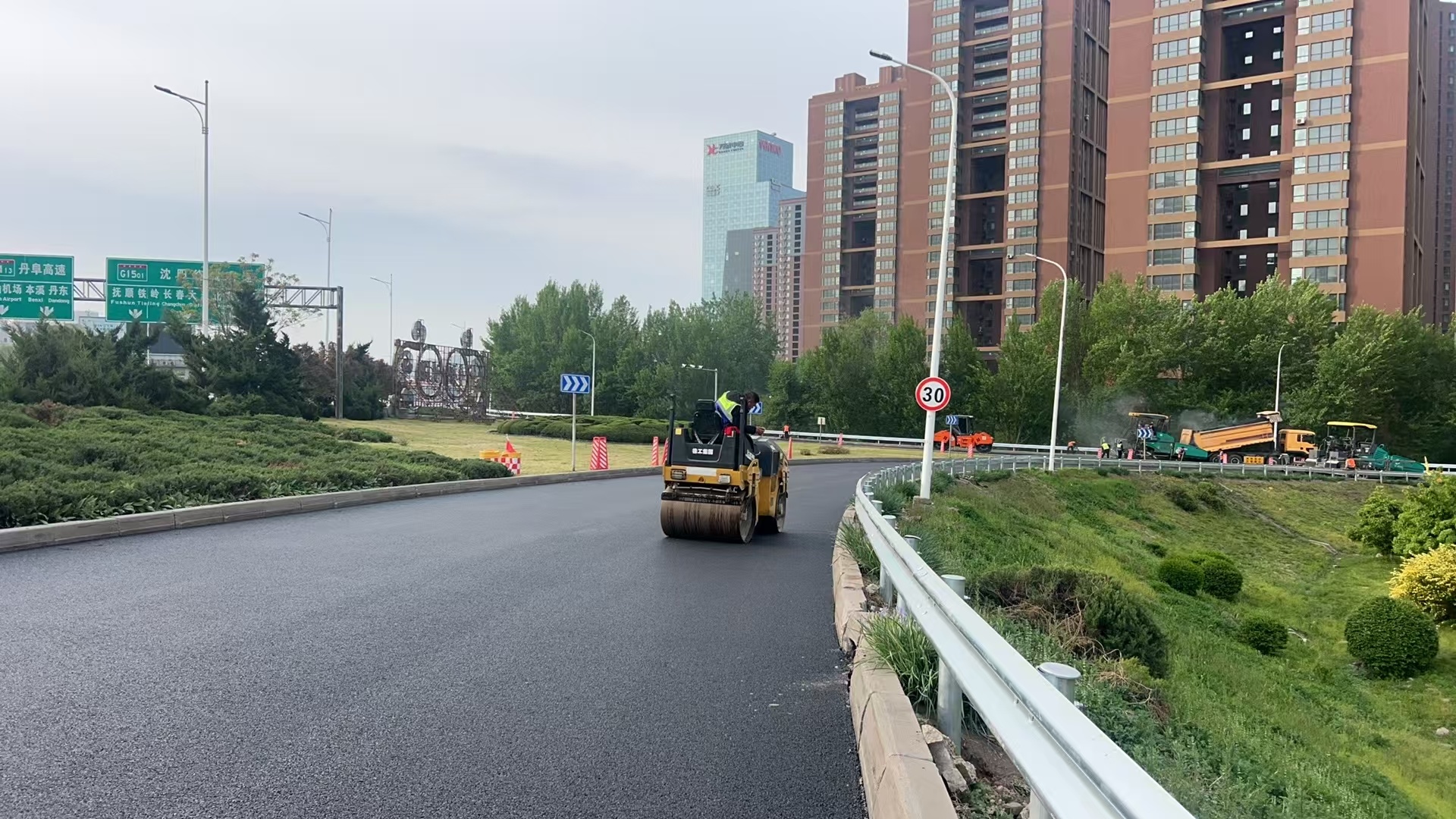 青年大街遠(yuǎn)航路匝道改造工程16 青年大街遠(yuǎn)航路匝道改造工程16