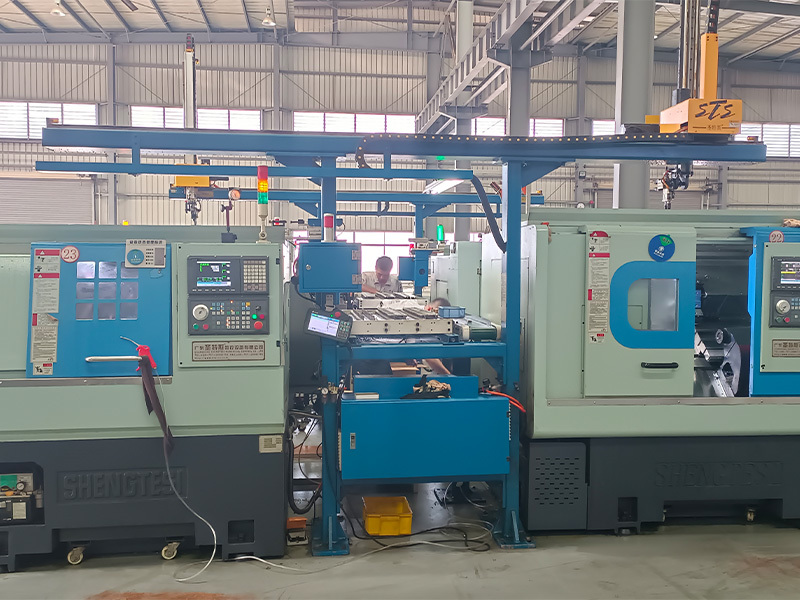 帶機械手CNC