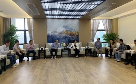 On October 23, led by Chen Yanli, the director of the Municipal Science and Technology Bureau, and Huang Wenbo, the deputy director, a team of scientific researchers from the provincial laboratory visited our company for research and guidance.