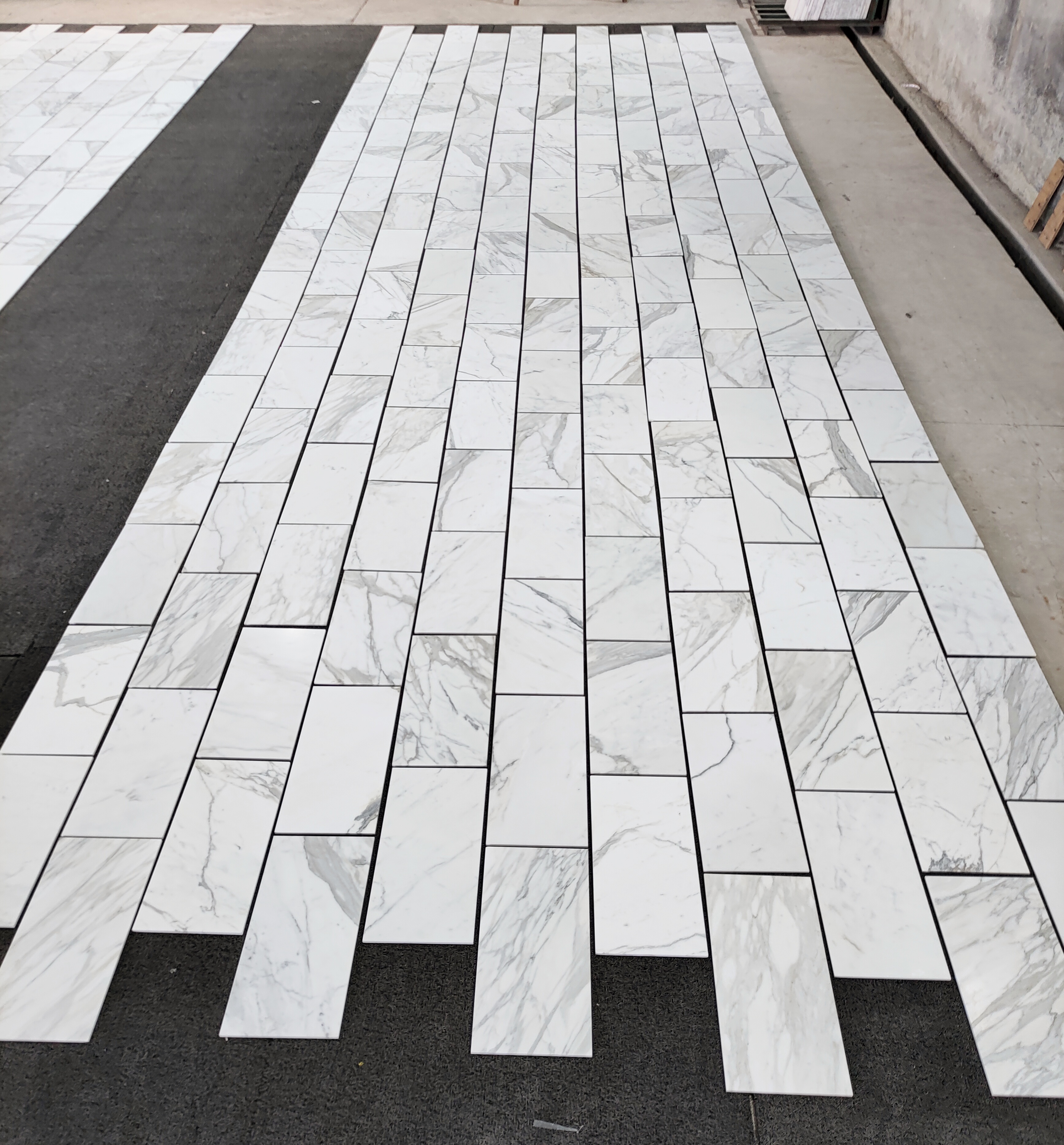 Calacatta Nature Marble Tile Supplier China