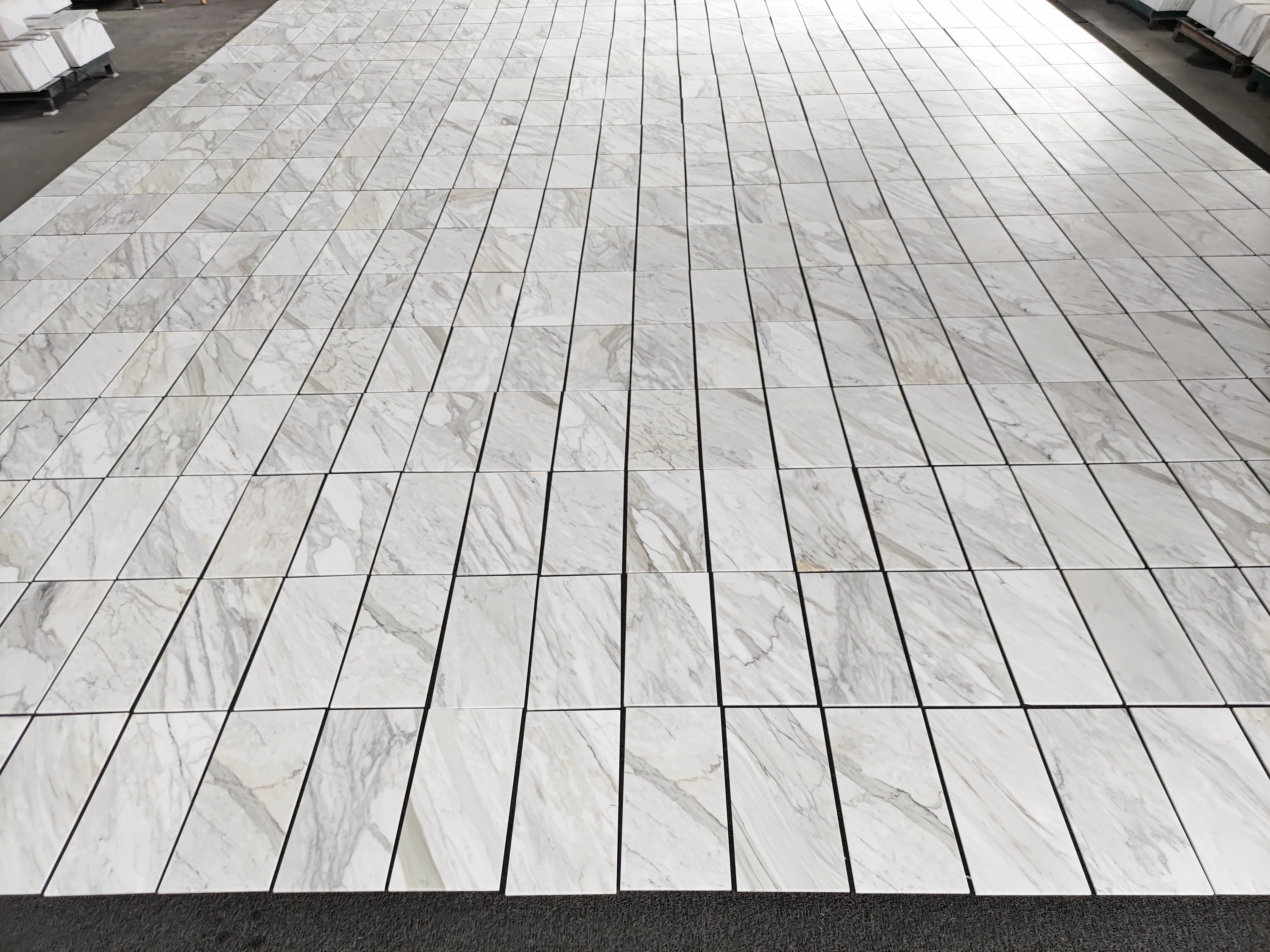 Calacatta Cremo Nature Marble Tile Supplier China