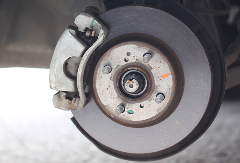 Where does the brake act on inertia?