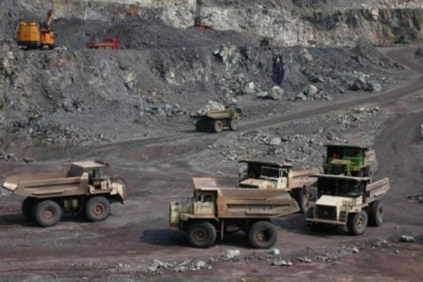煤矿区煤层气地面钻井抽采技术
