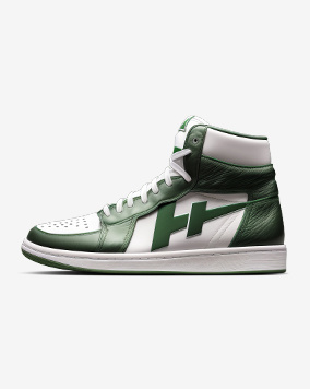 Sports shoes