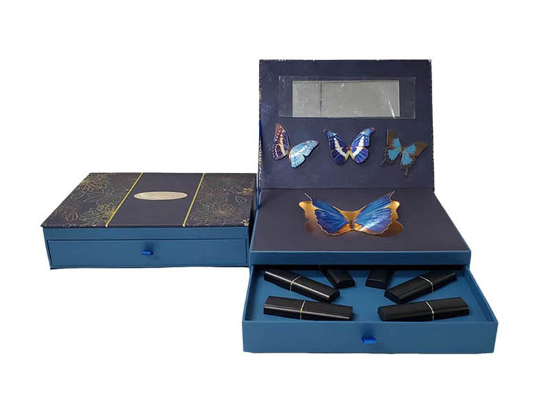 Lipstick suit gift box