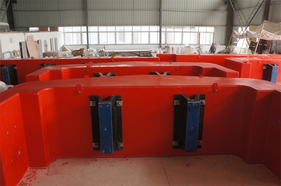 Case of FRP Buoyancy Tank