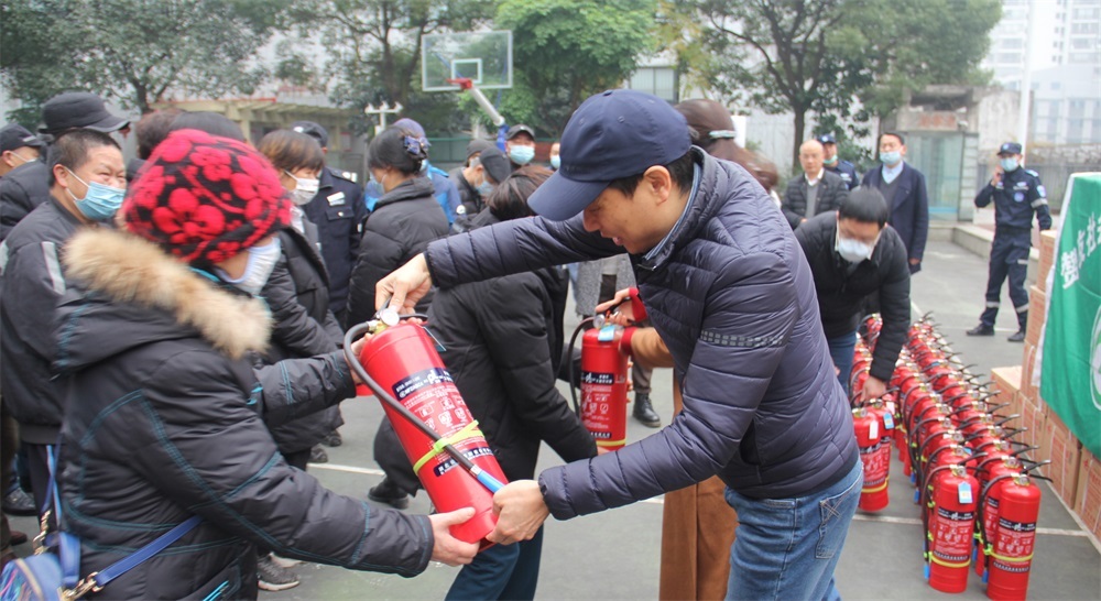 公益捐赠灭火器