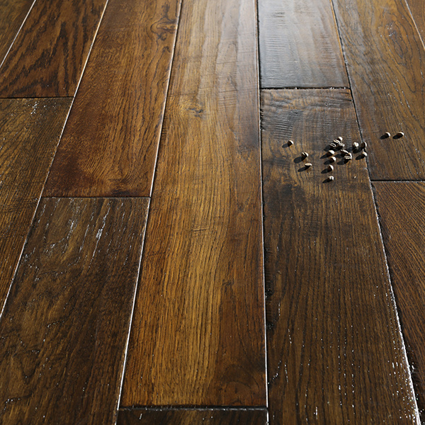 Oak solid wood floor