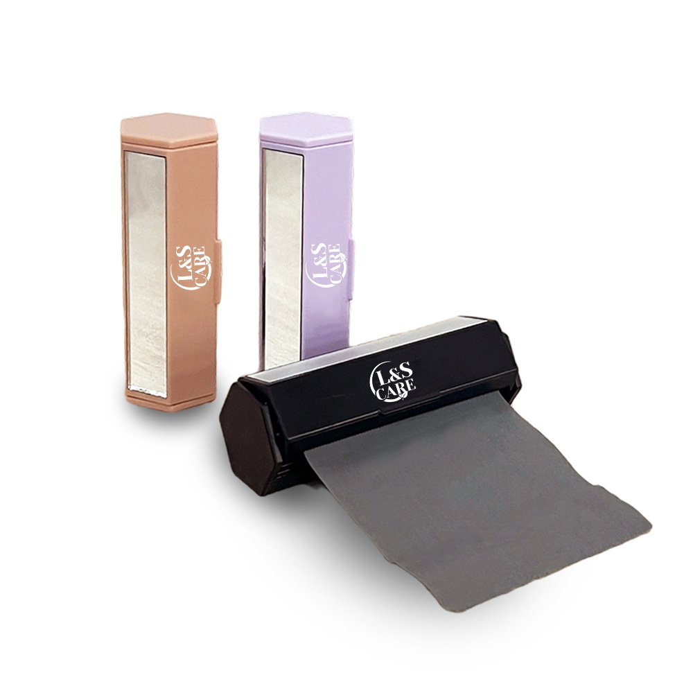 Oil blotting paper roll with mirror