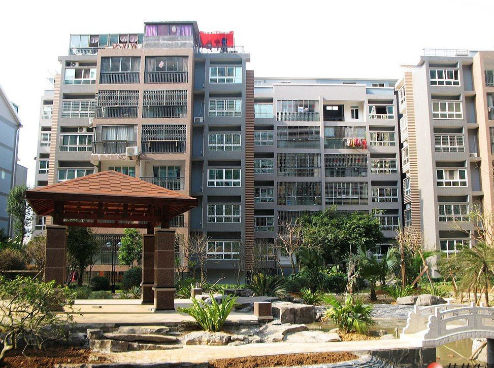 廣西桂林市廣錦天。陽光疊彩