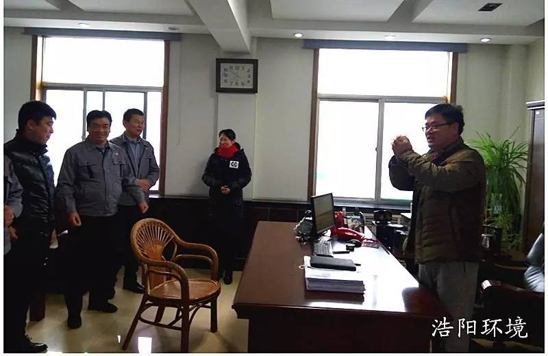 大家团结一致，众志成城。