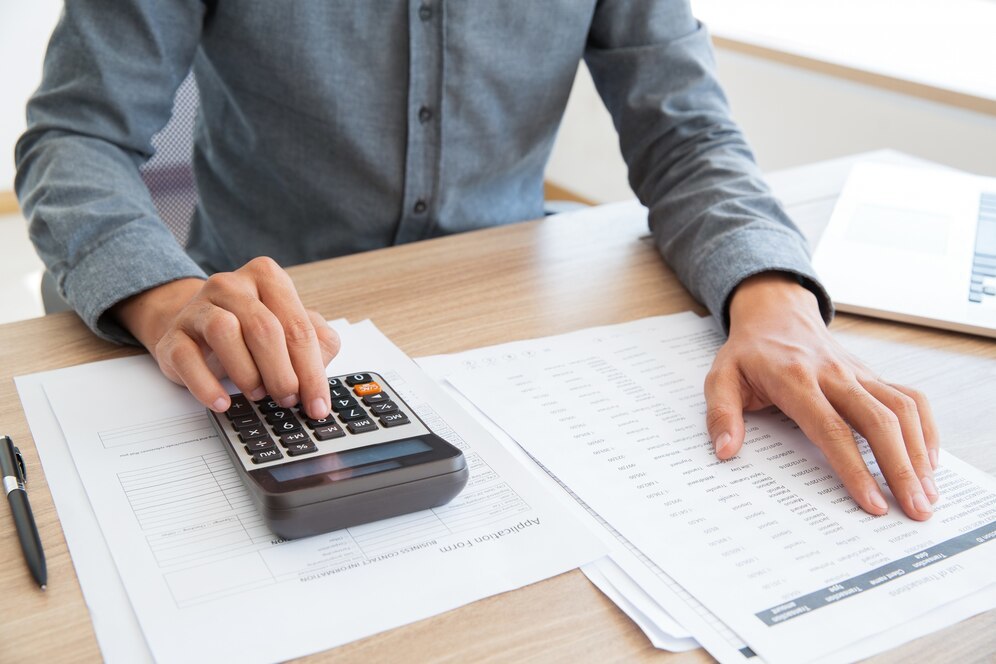  How much do headhunting companies in Dongguan generally charge? 