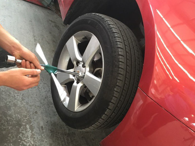 你知道造成剎車片左右磨損不同的原因有哪些嗎