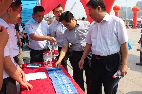 高创建工积极参与河南省安全生产月宣传咨询日活动
