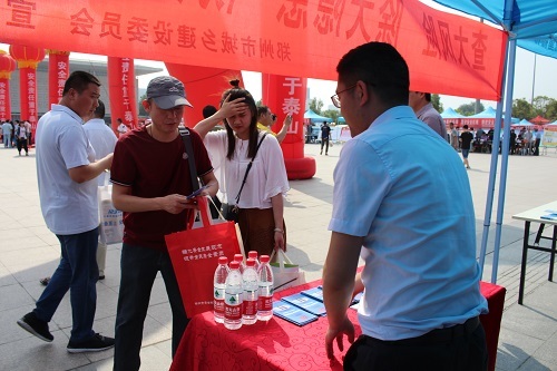 高创建工积极参与河南省安全生产月宣传咨询日活动