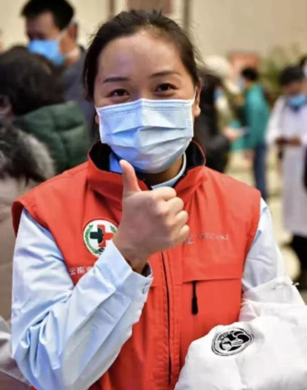 “最美逆行者”——云南援鄂醫療隊迪慶姑娘和瑩麗