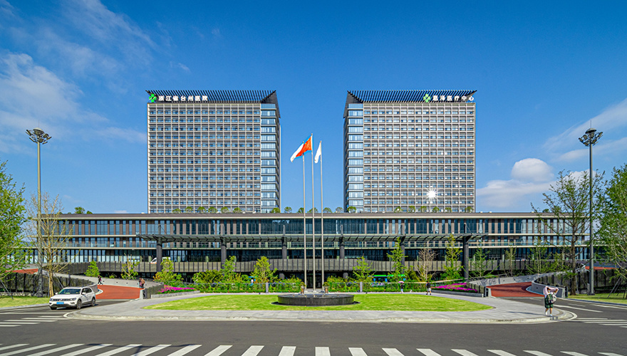 The Taizhou Hospital，Taizhou，Zhejiang, China.