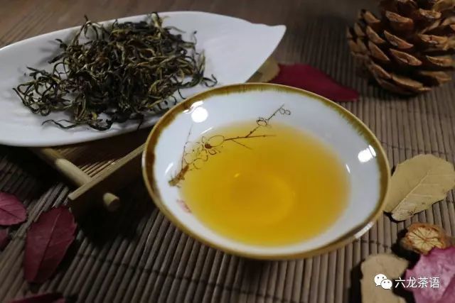 六龍茶業