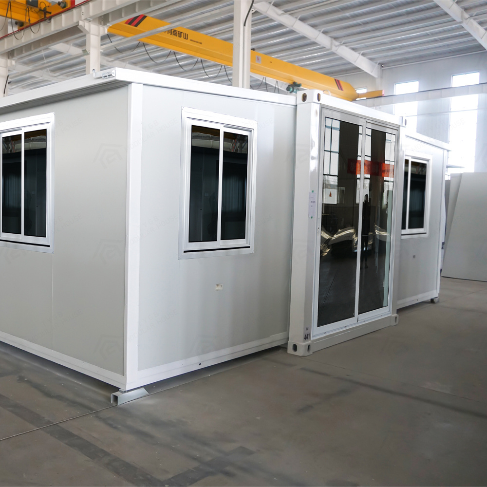 40FT EXPANDABLE CONTAINER HOUSE WHITE FRAME AND WALL PANEL