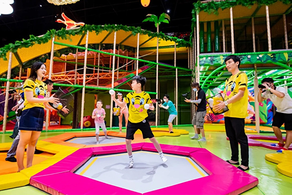 indoor trampoline park equipment from China manufacturer