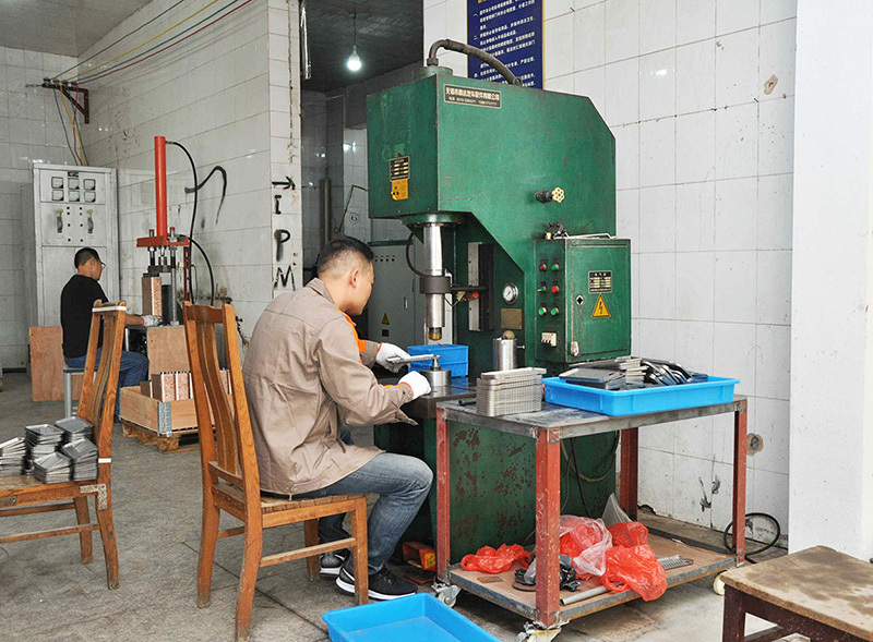 Plant equipment