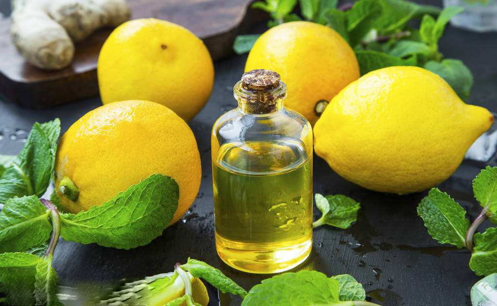 Lemon oil Essence