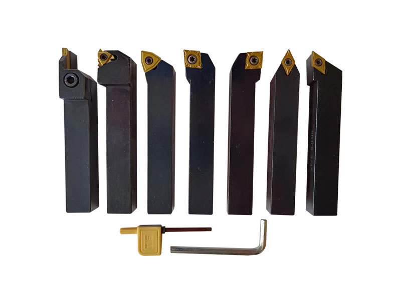 Seven-piece set of cutting tools