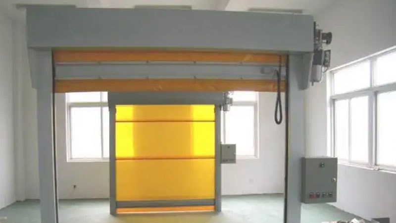What should be paid attention to in the installation of hard fast rolling shutter doors