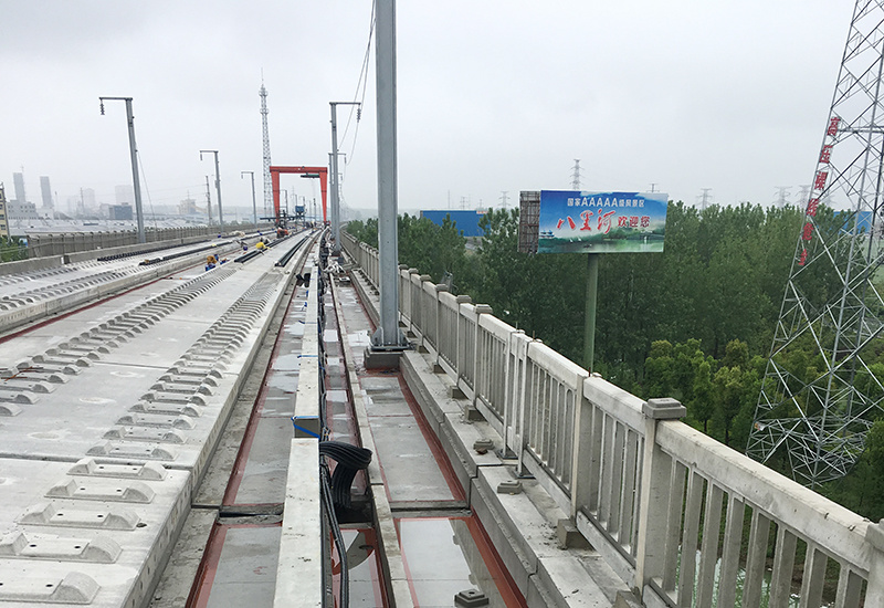 赤峰至京沈高鐵喀左站鐵路站前工程